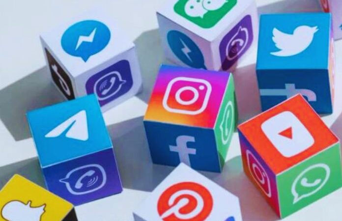 Social Commerce: The Latest Tactics And Innovations