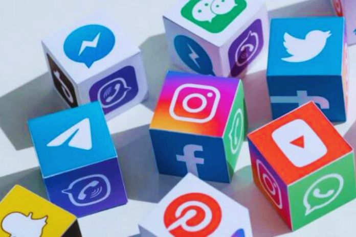 Social Commerce: The Latest Tactics And Innovations